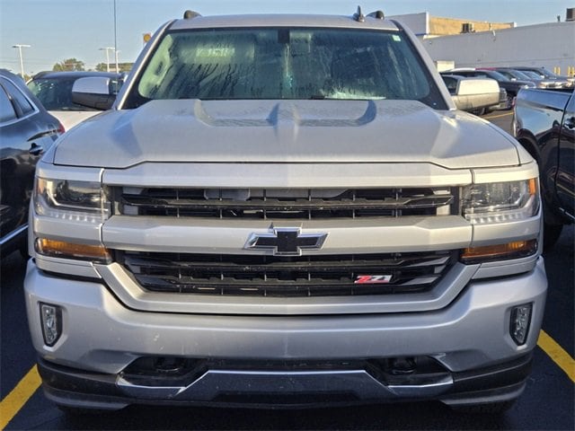 Used 2017 Chevrolet Silverado 1500 LT with VIN 3GCUKREC8HG240441 for sale in Little Rock
