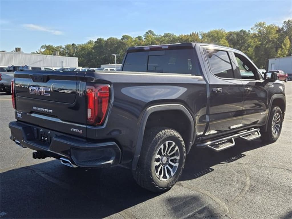 Used 2023 GMC Sierra 1500 AT4 Truck