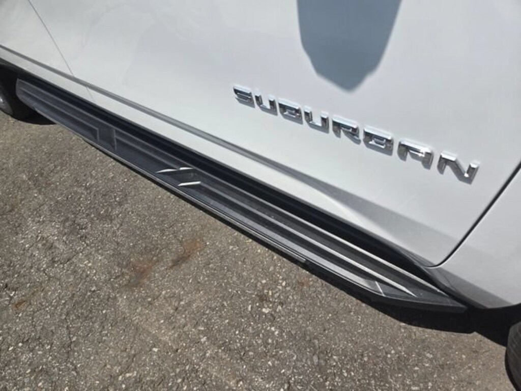 Used 2025 Chevrolet Suburban Premier SUV