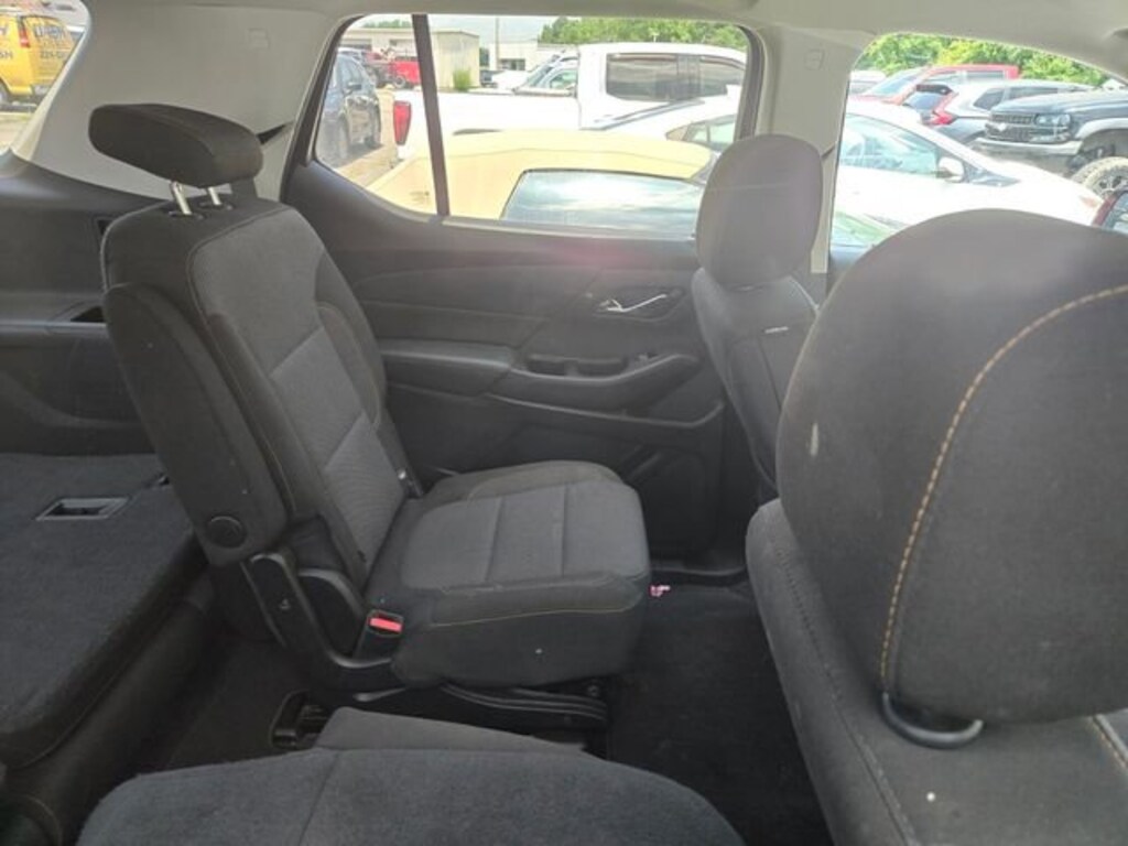 Used 2018 Chevrolet Traverse LT Cloth SUV