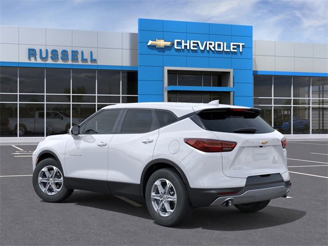 2025 Chevrolet Blazer 2LT photo 2