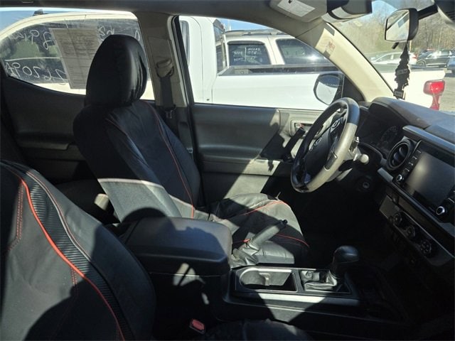 Used 2022 Toyota Tacoma SR with VIN 3TYAX5GNXNT044613 for sale in Little Rock