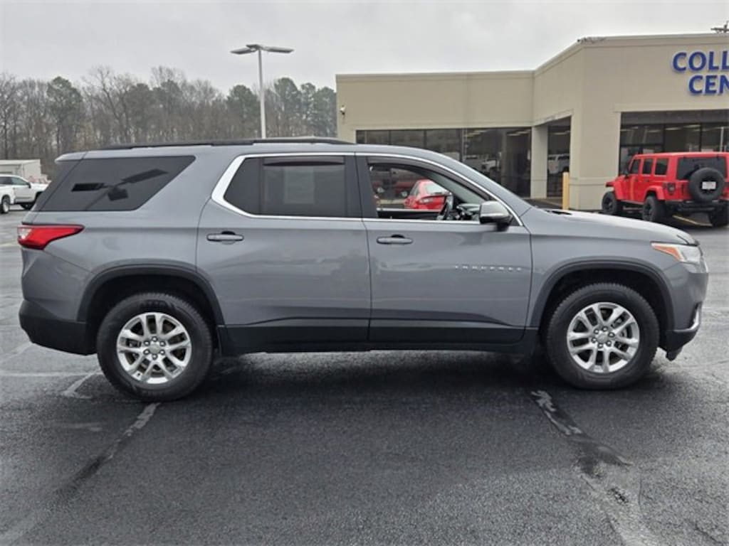 Used 2020 Chevrolet Traverse LT Cloth SUV