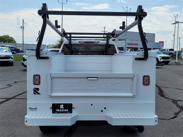 2023 Chevrolet Silverado 3500HD photo 4