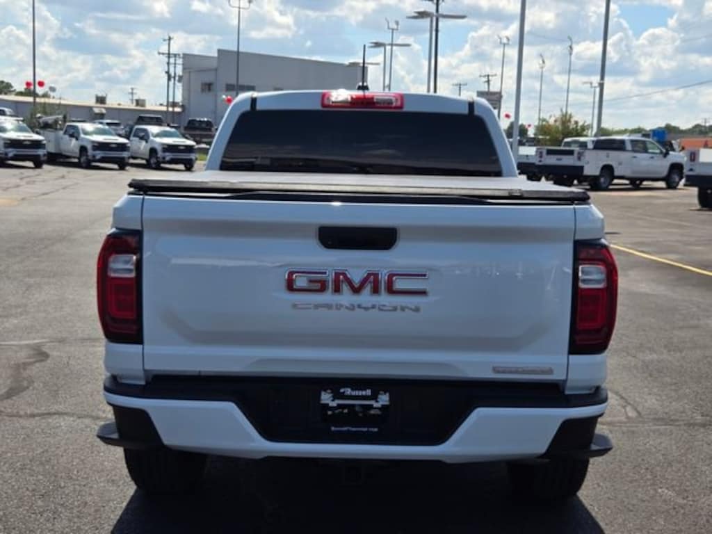 Used 2024 GMC Canyon Elevation Truck