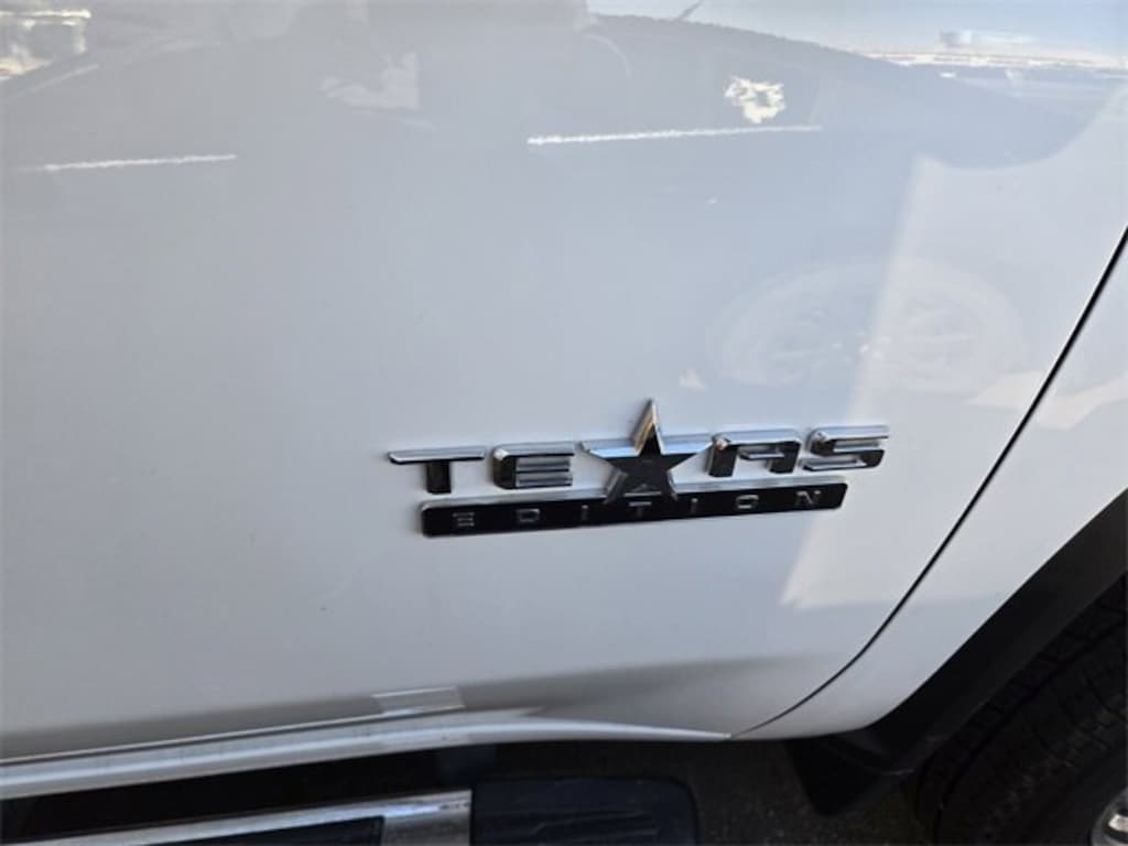 Used 2025 Chevrolet Silverado 3500 HD LT DRW Truck