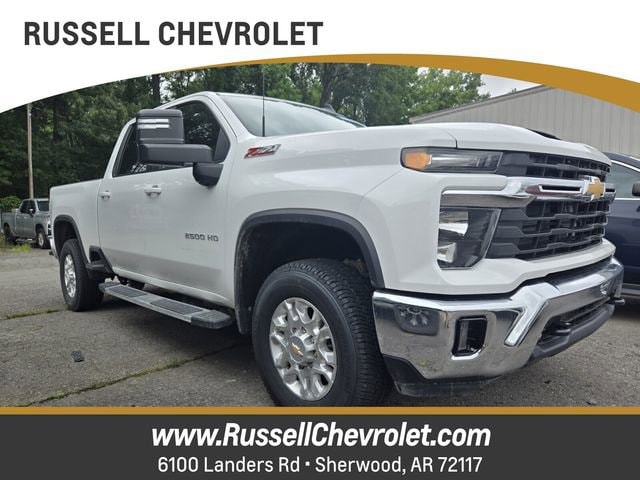 2024 Chevrolet Silverado HD LT 4WD Crew Cab Standard Box's photo