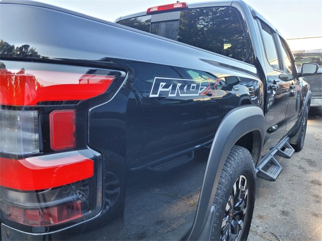 2024 Nissan Frontier PRO-X photo 3