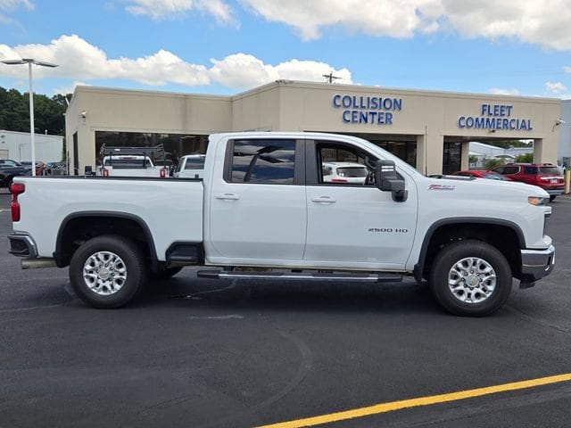 Used 2024 Chevrolet Silverado 2500HD LT with VIN 1GC1YNEY1RF400412 for sale in Little Rock