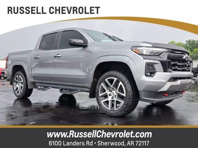 Sterling Gray Metallic 2024 Chevrolet Colorado Pickup Truck Four-Wheel Drive Automatic