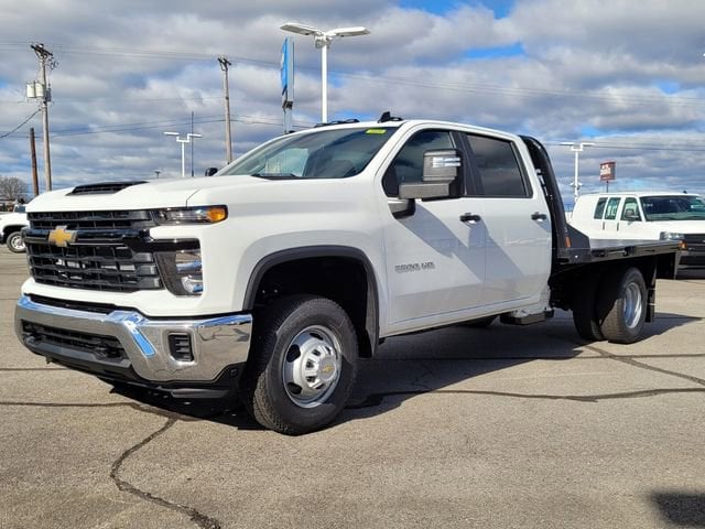 2025 Chevrolet Silverado 3500 HD Work Truck - Photo 6