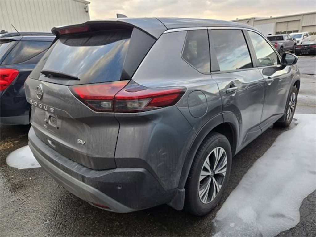Used 2023 Nissan Rogue SV