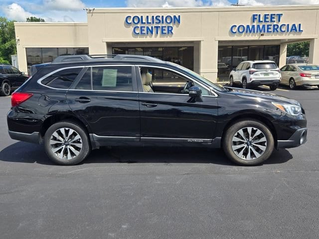 Used 2015 Subaru Outback Limited with VIN 4S4BSENC1F3217031 for sale in North Little Rock, AR