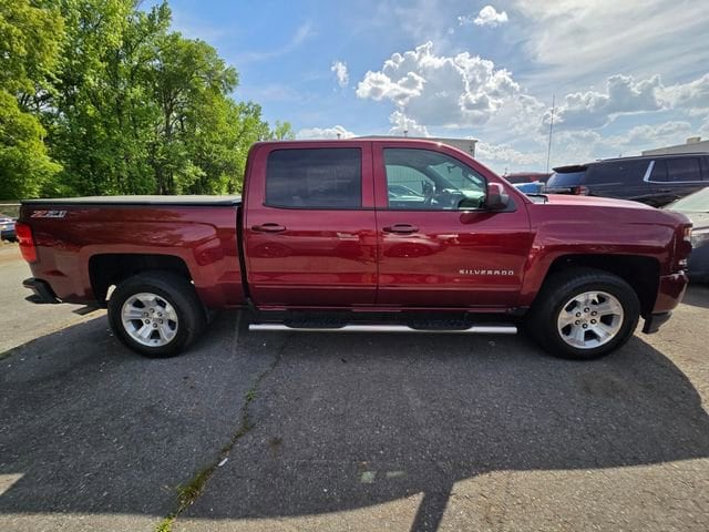 Used 2017 Chevrolet Silverado 1500 LT with VIN 3GCUKREC7HG170754 for sale in Little Rock