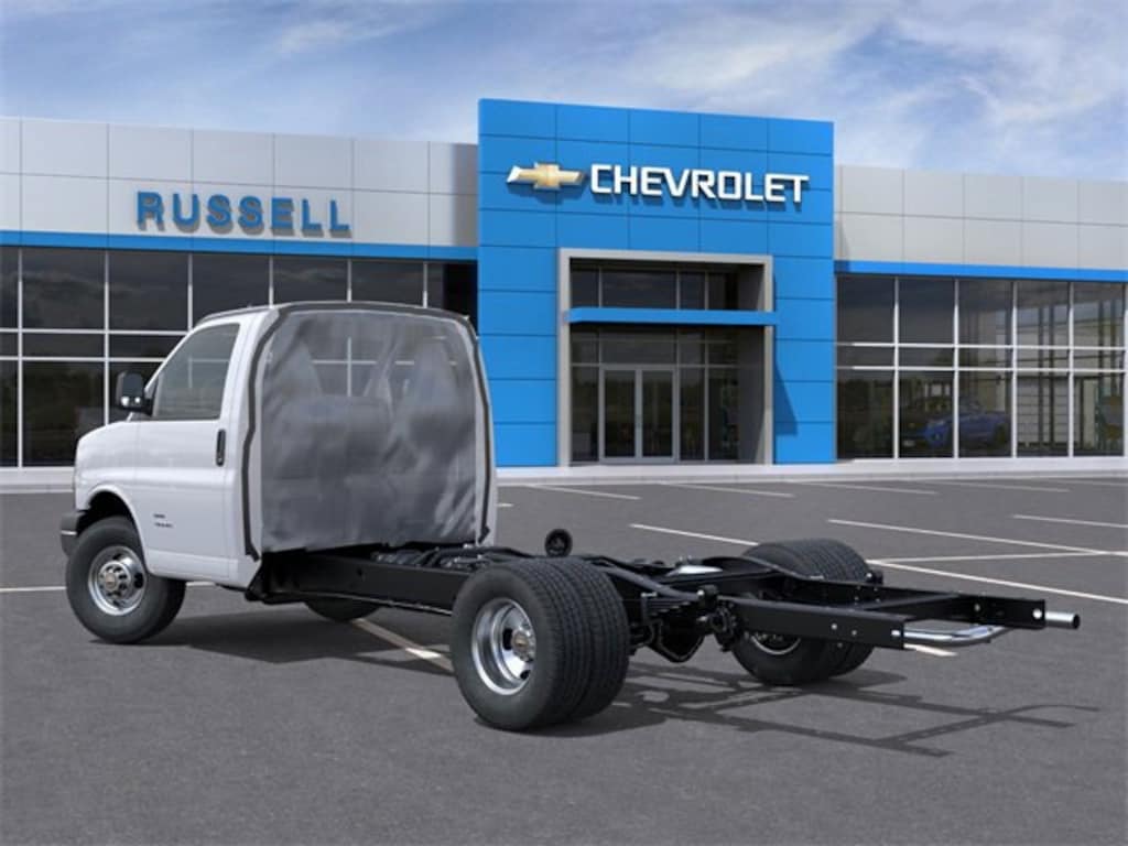 New 2025 Chevrolet Express Cutaway 3500 1WT Cutaway Van