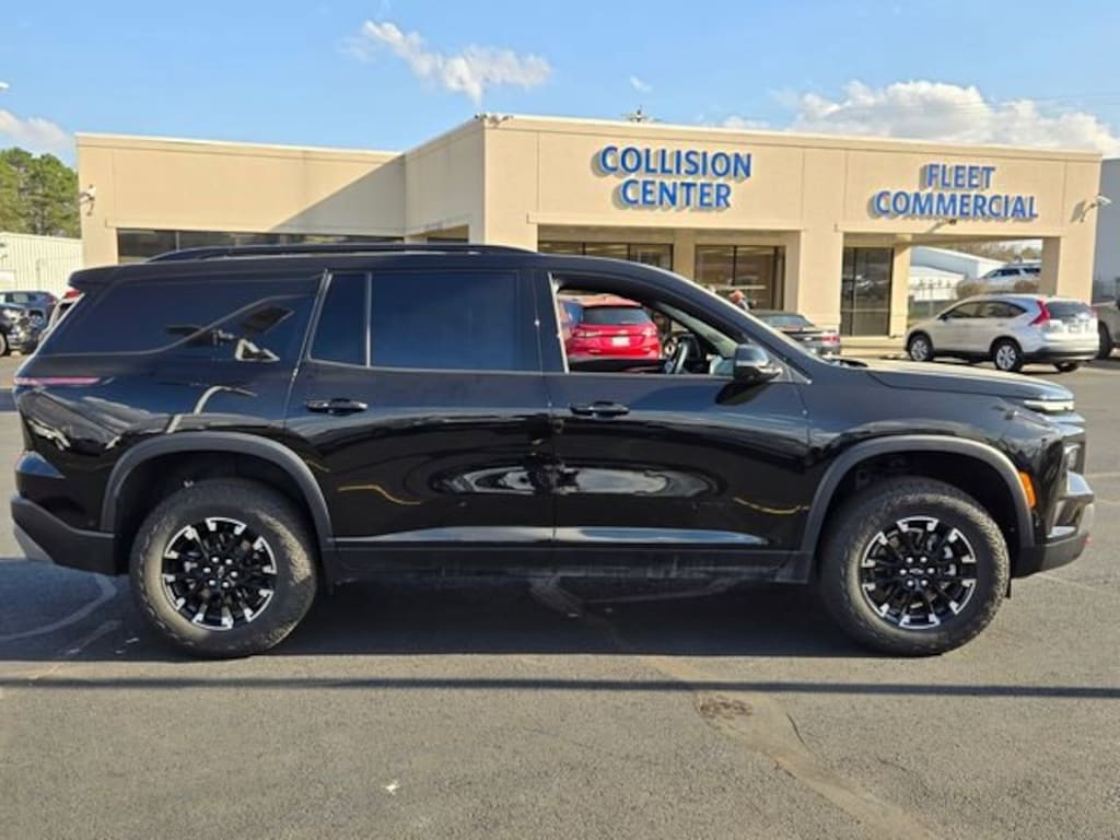 Used 2024 Chevrolet Traverse Z71 SUV