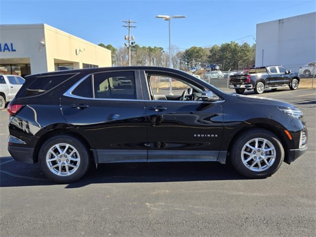 Used 2022 Chevrolet Equinox LT SUV