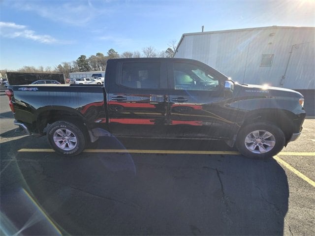 Used 2025 Chevrolet Silverado 1500 LT with VIN 1GCUKDED1SZ127854 for sale in Little Rock