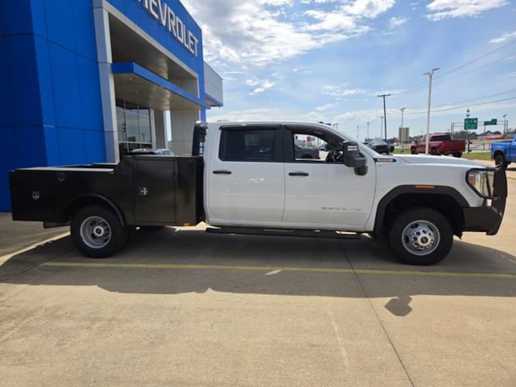 Used 2023 GMC Sierra 3500 HD Chassis Cab Pro Chassis Cab Truck