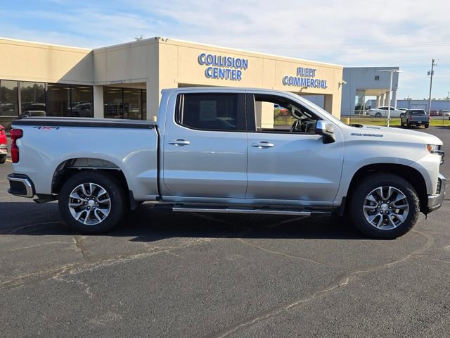 Used 2022 Chevrolet Silverado 1500 Limited LT with VIN 1GCUYDET1NZ221985 for sale in Little Rock