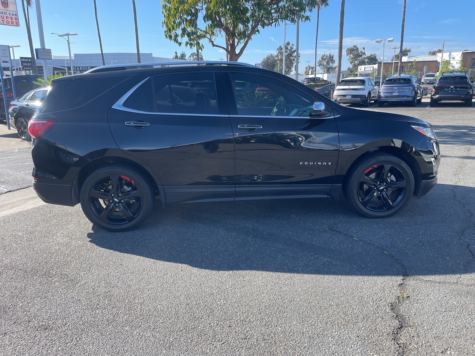 Used 2019 Chevrolet Equinox Premier with VIN 3GNAXPEX7KL299370 for sale in Anaheim, CA