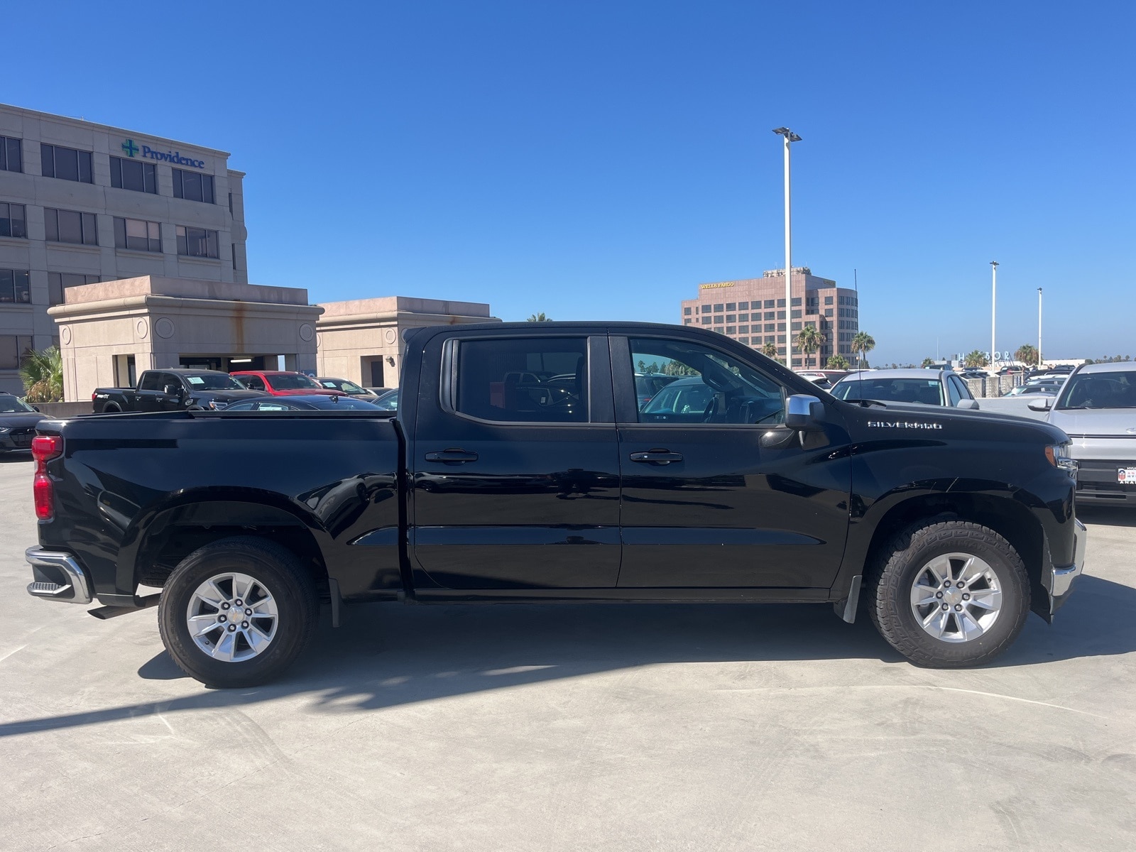 Used 2022 Chevrolet Silverado 1500 Limited LT with VIN 3GCPWCED5NG121894 for sale in Anaheim, CA