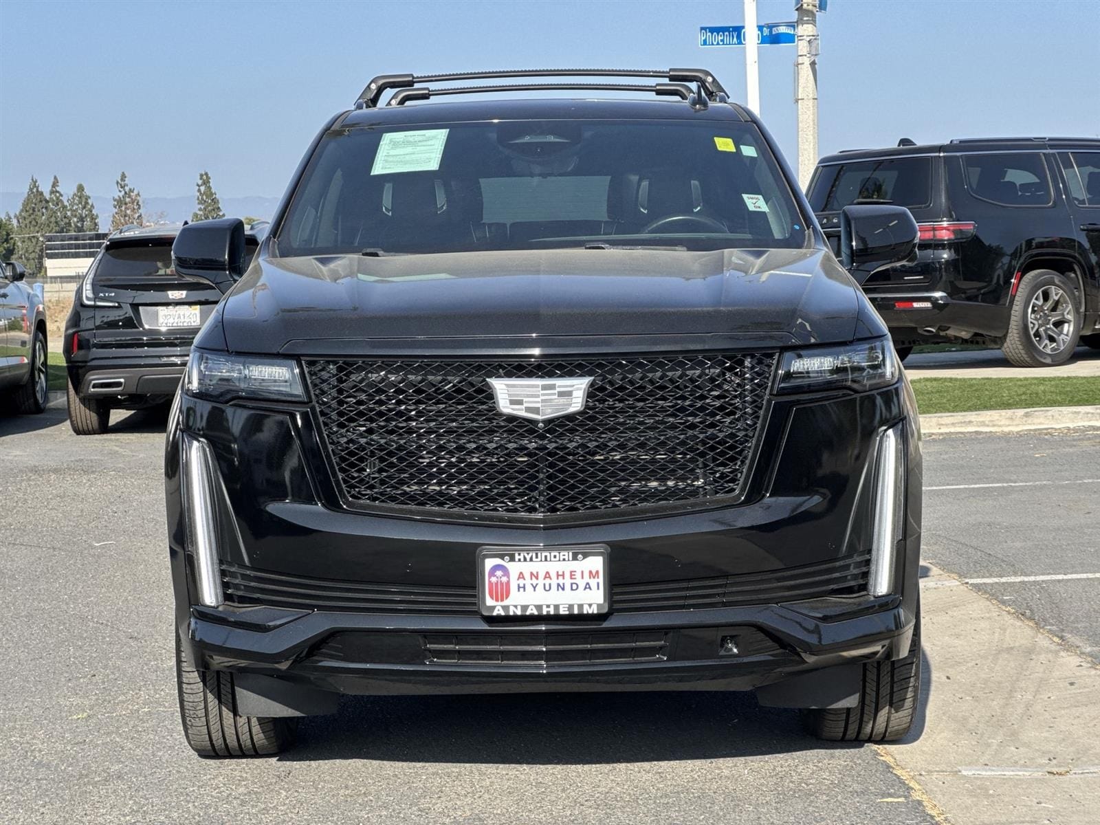Used 2022 Cadillac Escalade ESV Sport Platinum with VIN 1GYS4RKL7NR144652 for sale in Anaheim, CA