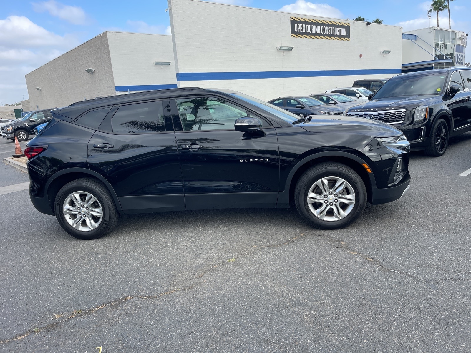Used 2019 Chevrolet Blazer 2LT with VIN 3GNKBCRS1KS585585 for sale in Anaheim, CA