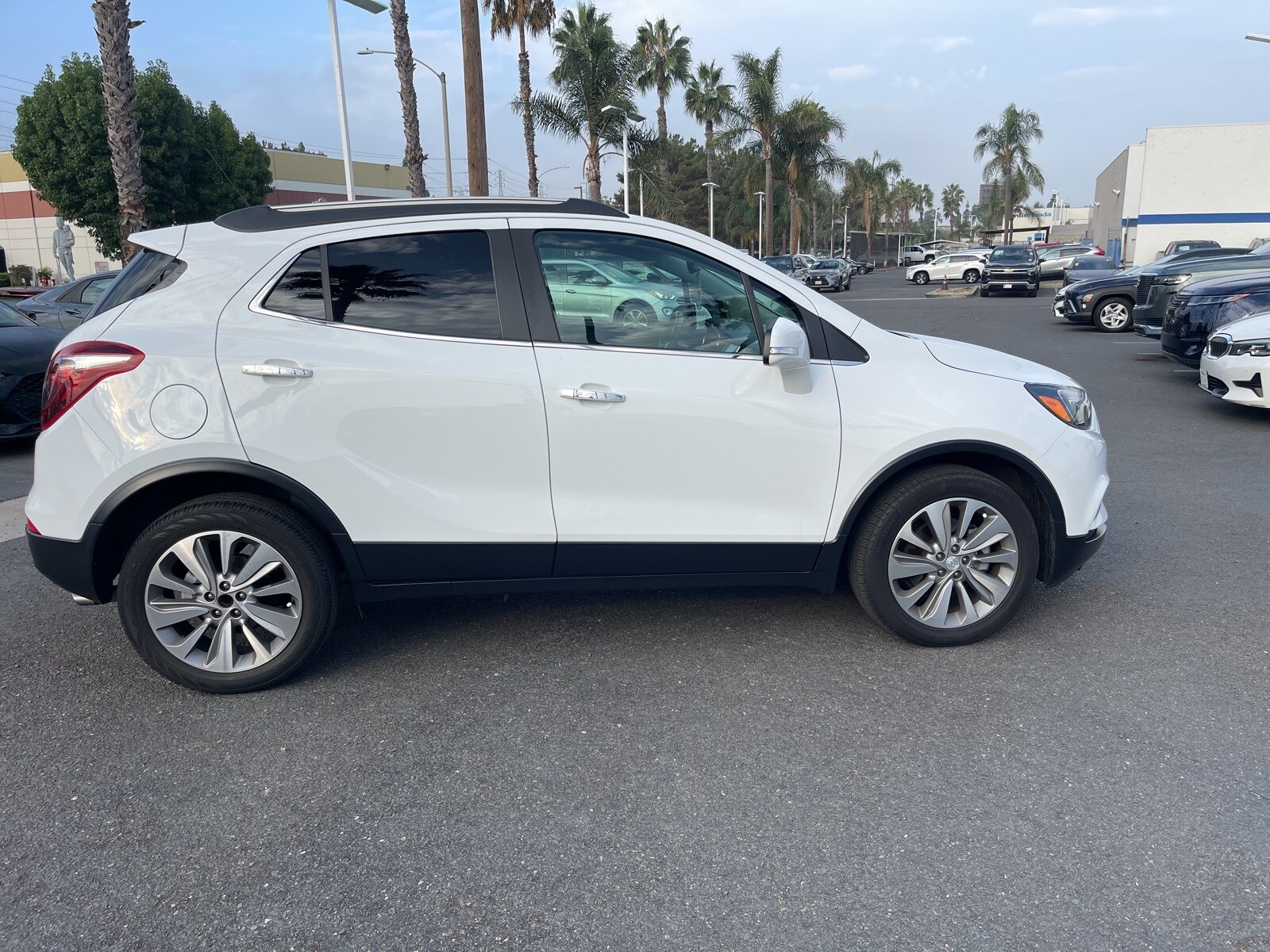 2019 Buick Encore Preferred photo 2
