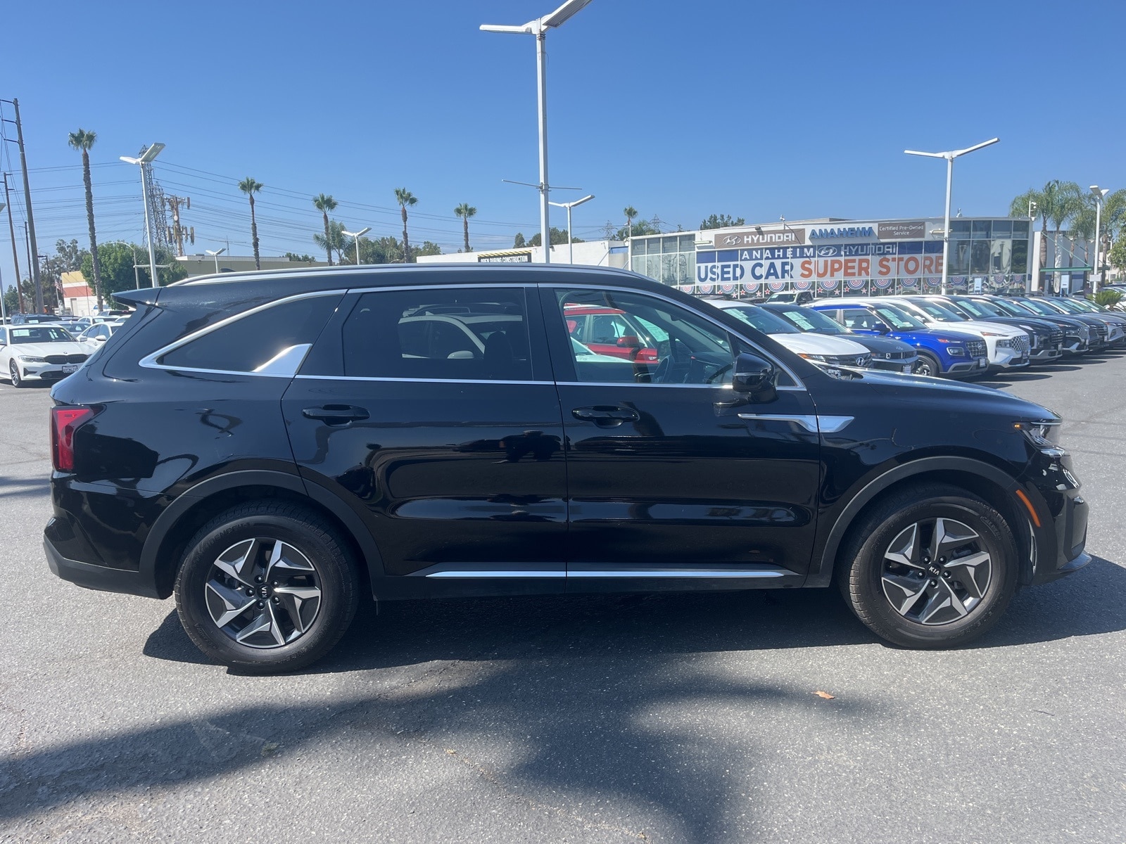 Used 2021 Kia Sorento S with VIN KNDRG4LG9M5055056 for sale in Anaheim, CA