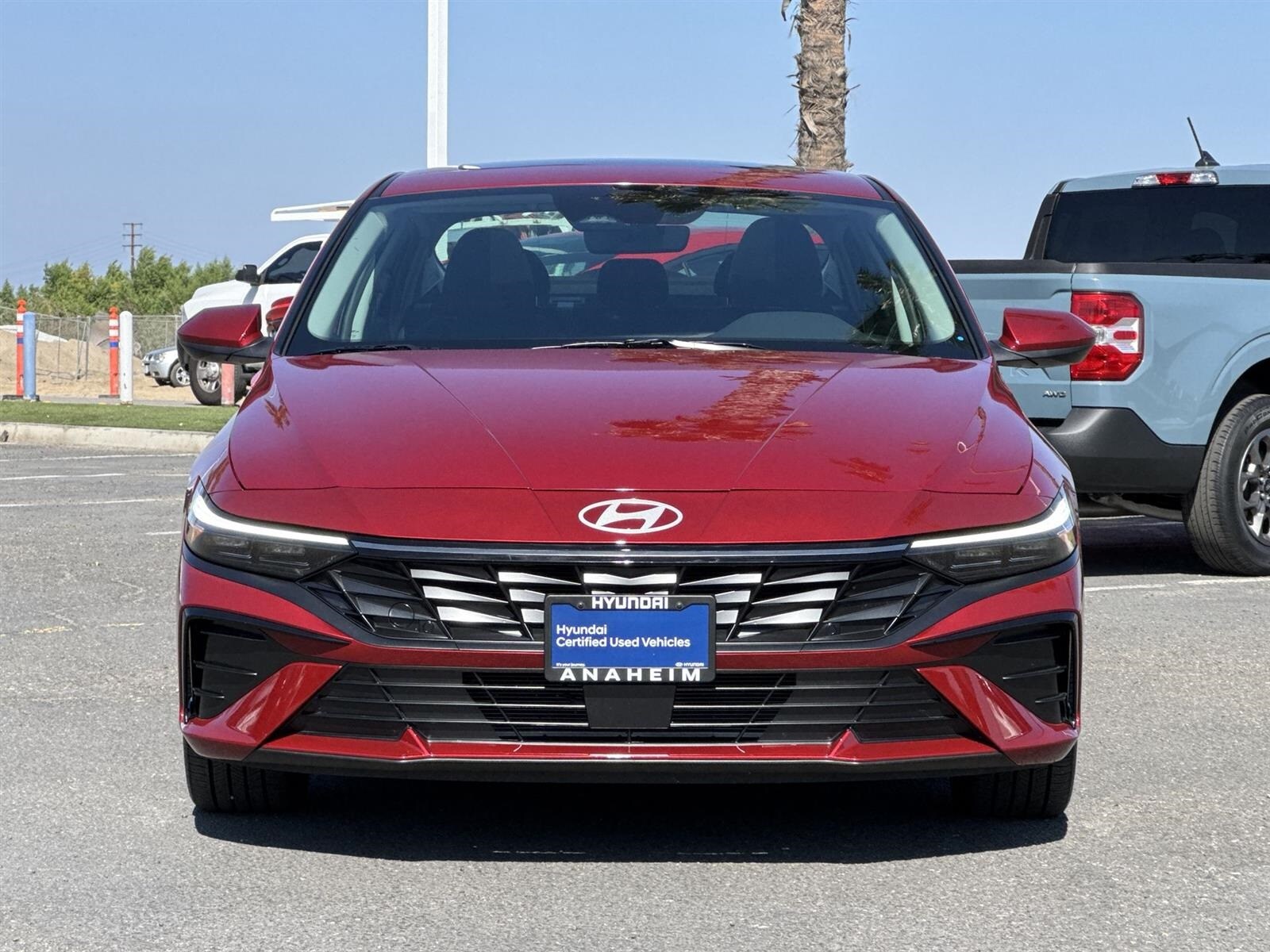 2025 Hyundai Elantra SEL Convenience photo 2