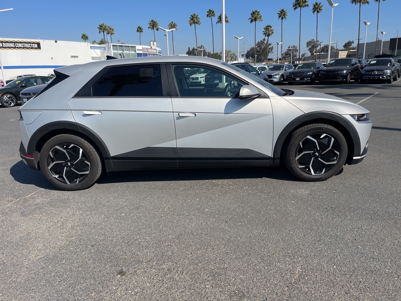 Used 2023 Hyundai IONIQ 5 SEL with VIN KM8KN4AE4PU185485 for sale in Anaheim, CA