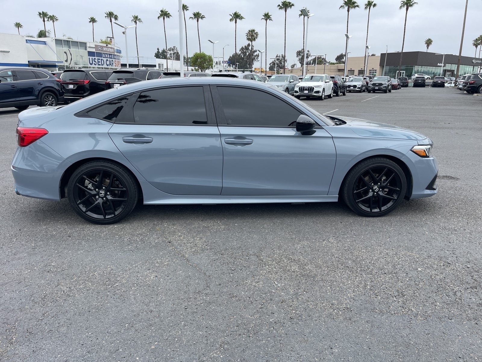 Used 2022 Honda Civic Sport with VIN 2HGFE2F53NH565860 for sale in Anaheim, CA