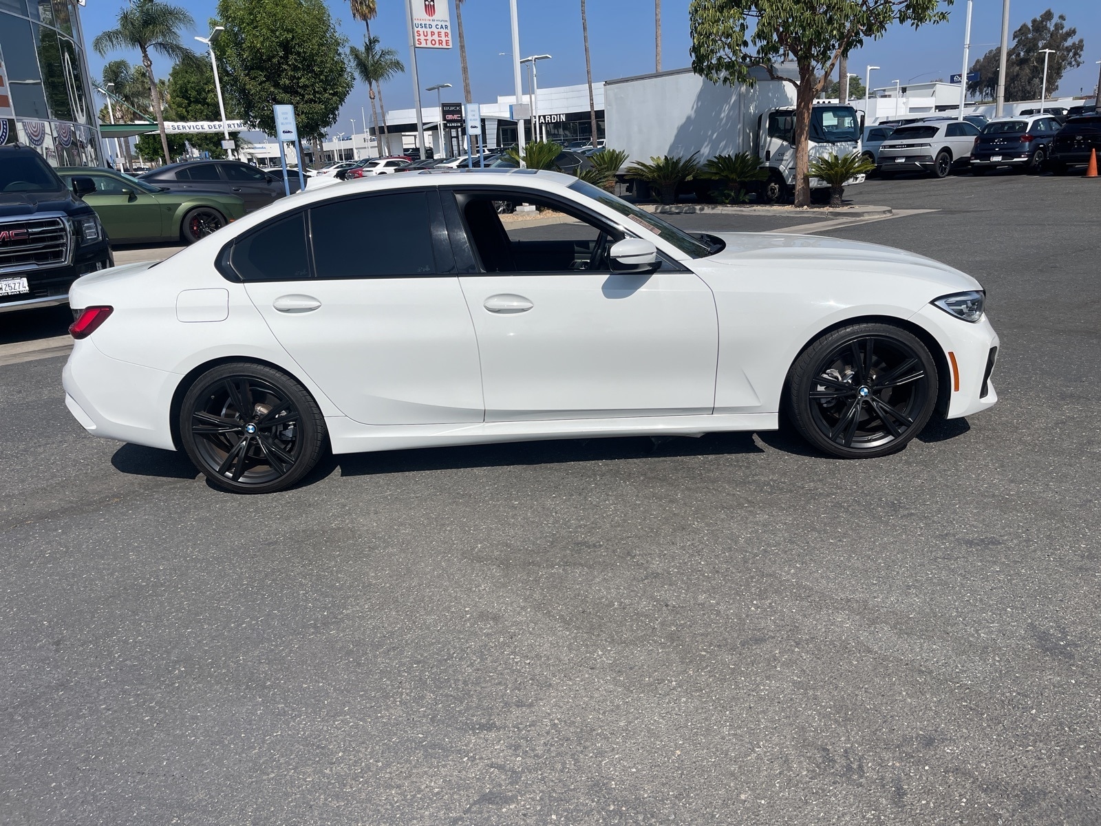 Used 2021 BMW 3 Series 330i with VIN WBA5R1C00MFK53638 for sale in Anaheim, CA