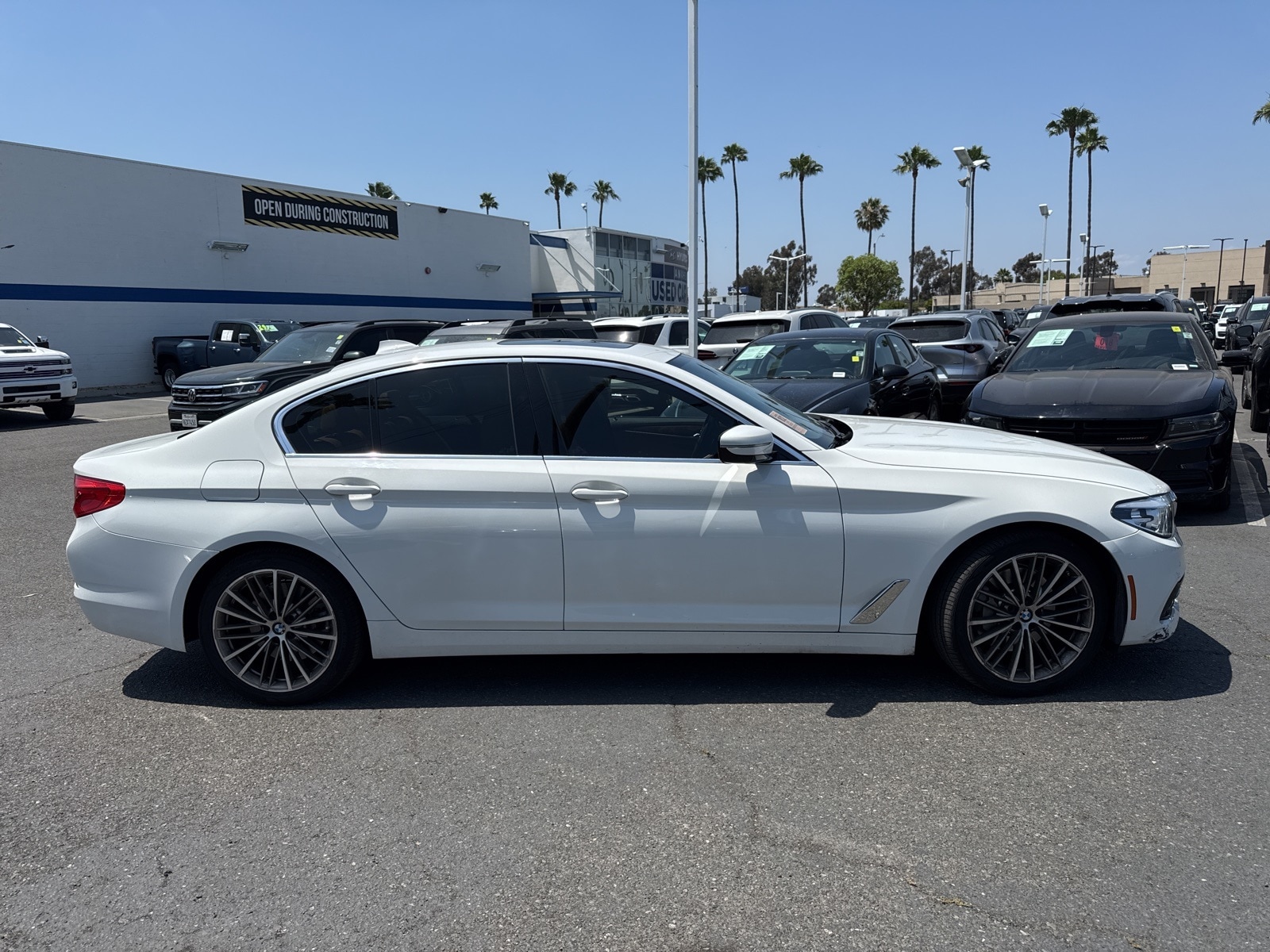 Used 2019 BMW 5 Series 540i with VIN WBAJE5C59KWW38187 for sale in Anaheim, CA