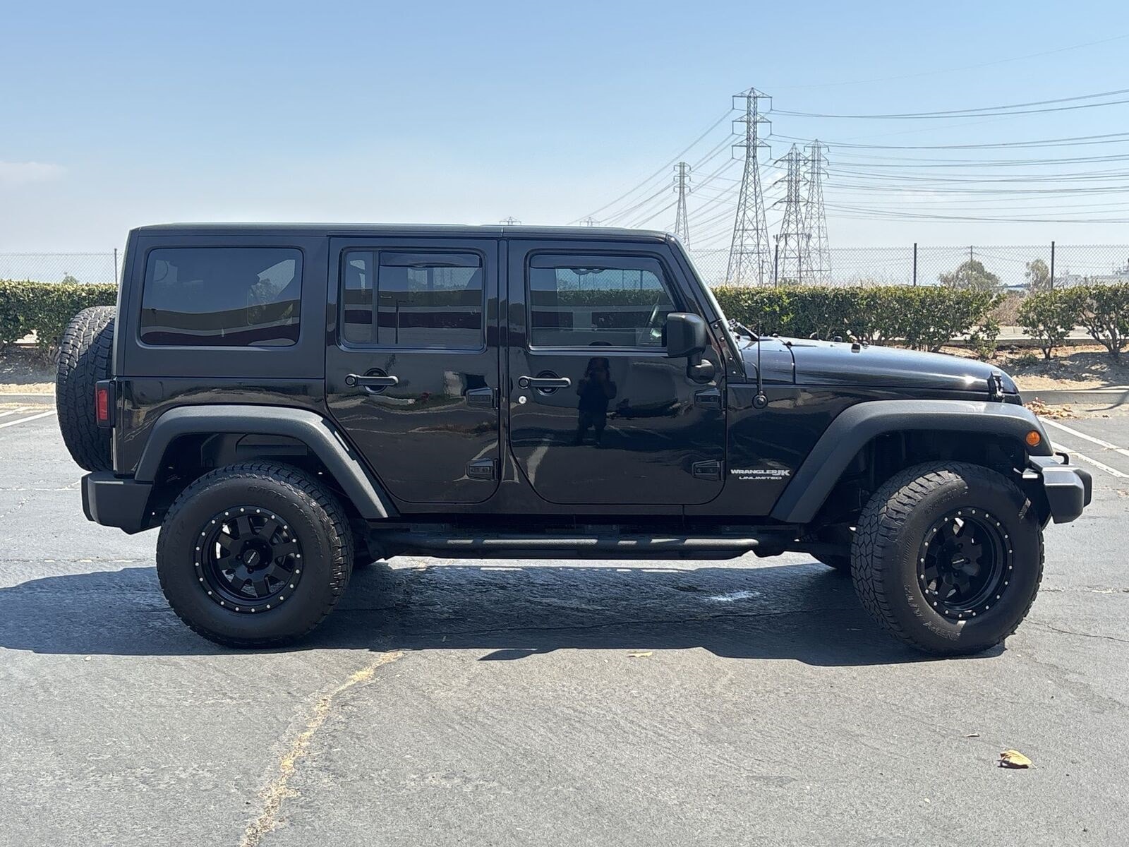 Used 2018 Jeep Wrangler JK Unlimited Sport with VIN 1C4BJWDG2JL819060 for sale in Anaheim, CA