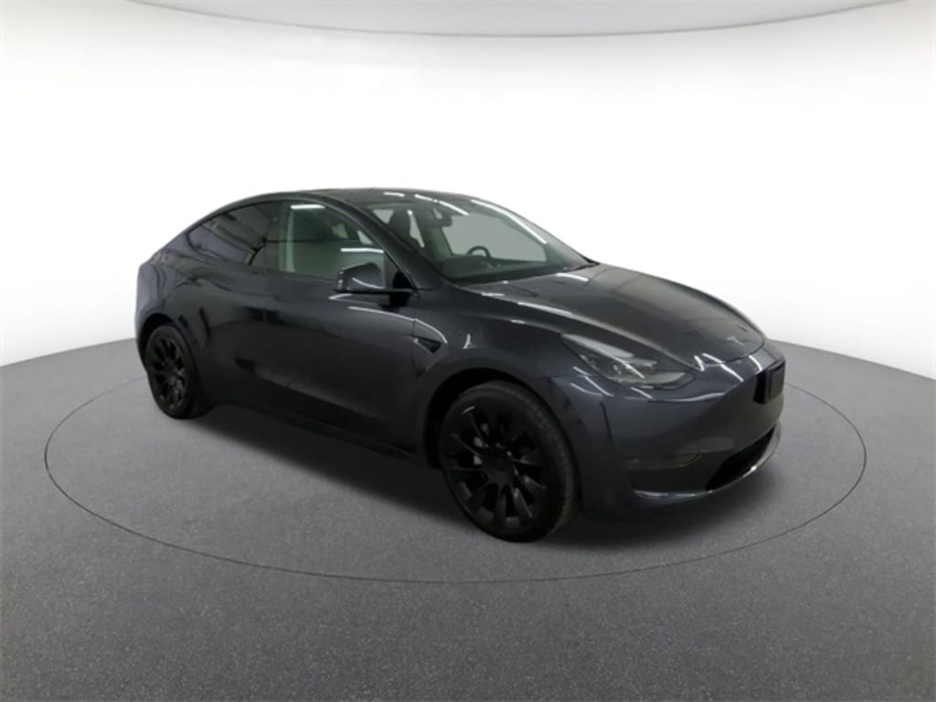 Used 2024 Tesla Model Y SUV