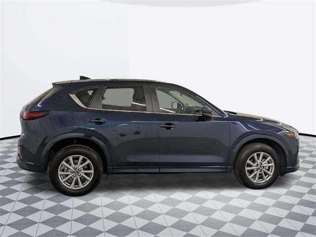 2025 Mazda CX-5 2.5 S Preferred photo 4