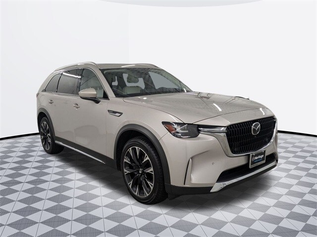 2024 Mazda CX-90 Premium Plus photo 3