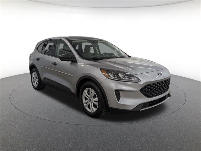 2022 Ford Escape S photo 3