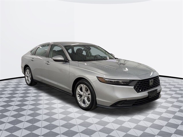 2024 Honda Accord LX photo 3