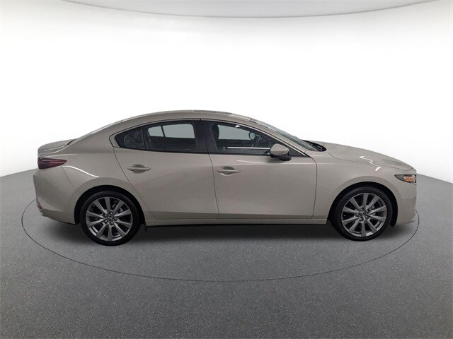 2025 Mazda Mazda3 Sedan 2.5 s Preferred photo 4
