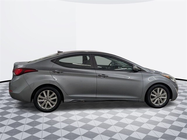 2016 Hyundai Elantra SE photo 4