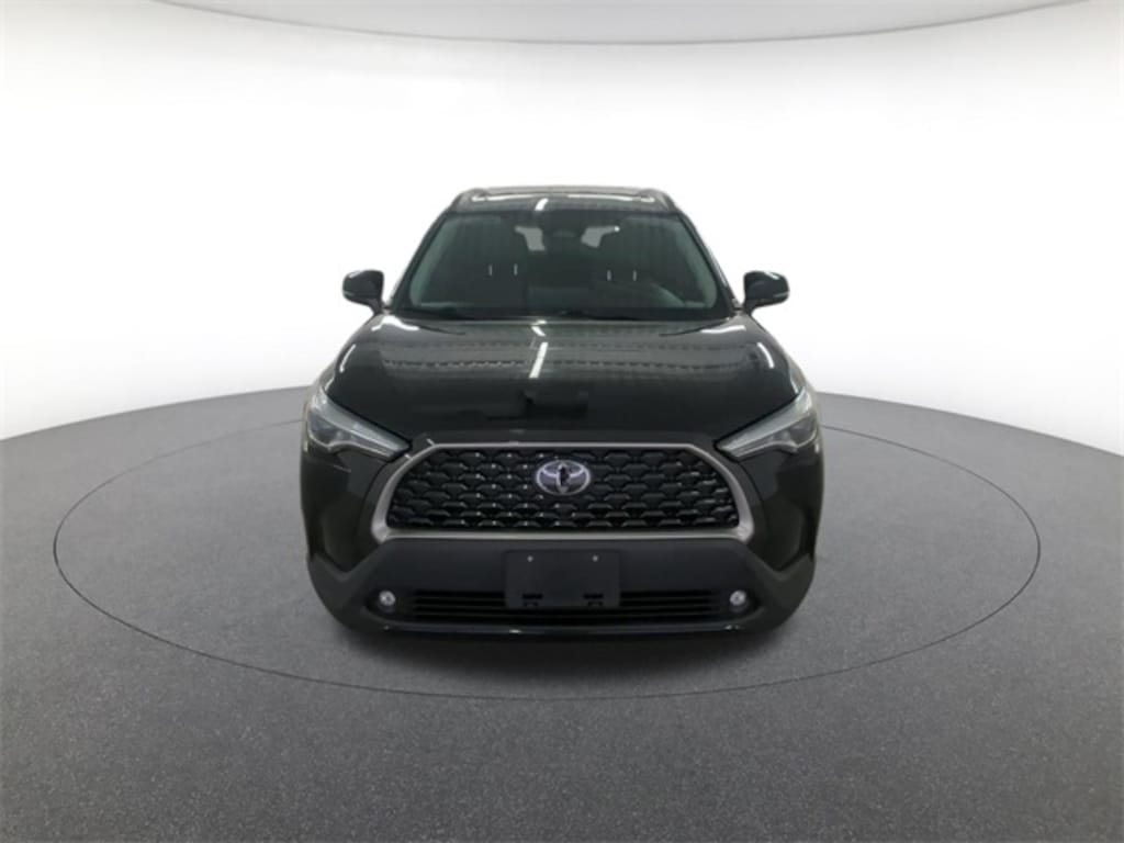 Used 2024 Toyota Corolla Cross XLE SUV