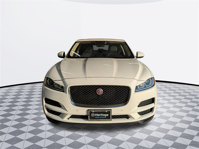 Used 2019 Jaguar F-Pace Premium with VIN SADCJ2FX2KA399604 for sale in Catonsville, MD