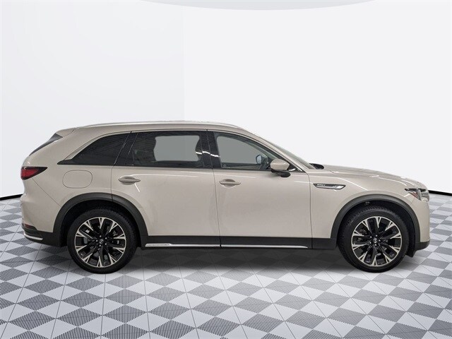 2024 Mazda CX-90 Premium Plus photo 4