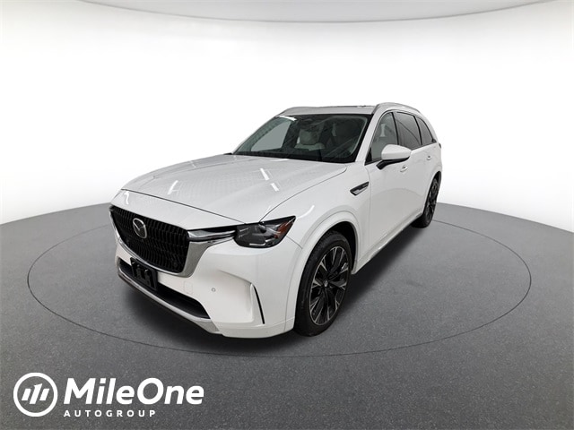 2025 Mazda CX-90 Premium Plus Package's photo