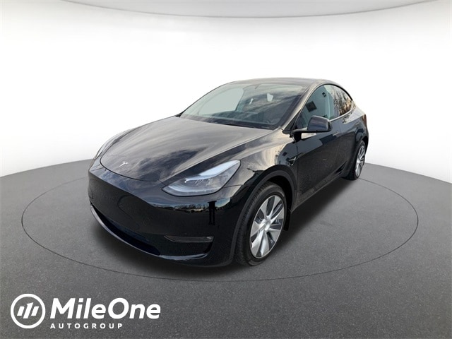 2024 Tesla Model Y Long Range's photo