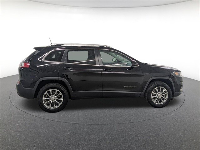 2021 Jeep Cherokee Latitude Lux photo 3