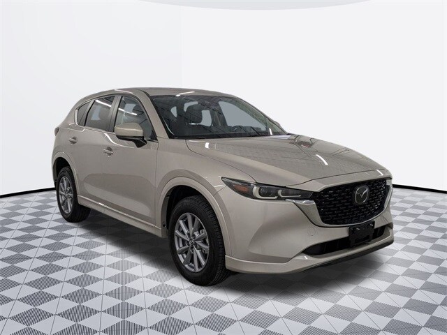 2024 Mazda CX-5 2.5 S Preferred photo 3
